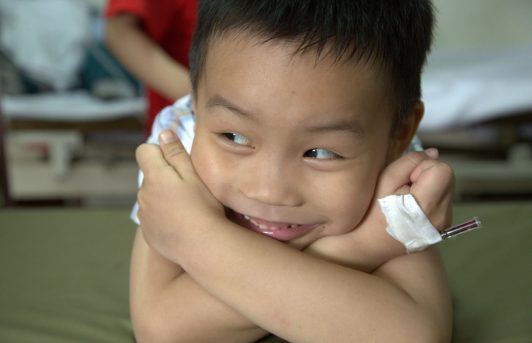 [ALBUM ẢNH] Cuộc sống thường ngày của bệnh nhi tại Trung tâm Thalassemia